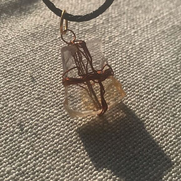 🌊 CLEAR SEAGLASS WIREWRAPPED DRUZY NECKLACE 🌊 - Picture 2 of 6